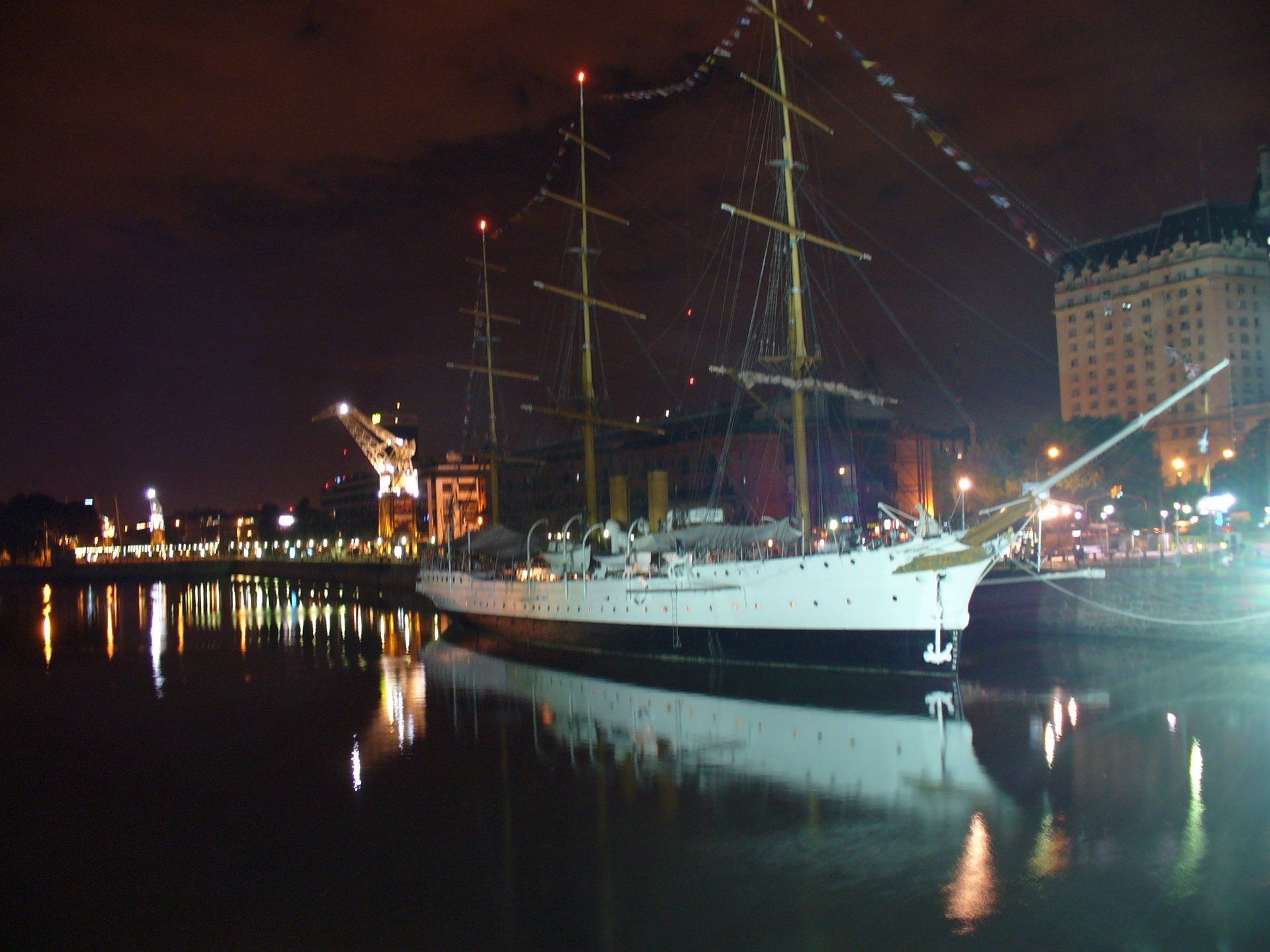 buenos reisen - poerto madero