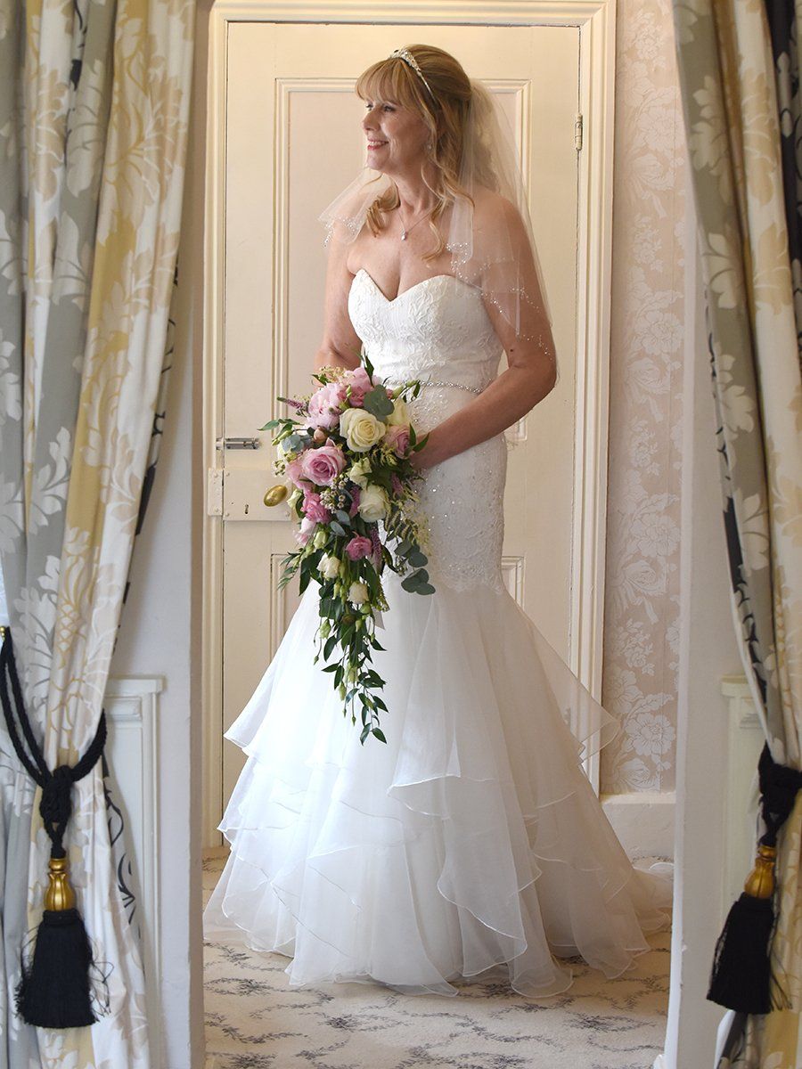 curradinebarns.co.uk, Blakelands Country House wedding photography, wedding photography Cumbria, wedding photography Bassenthwaite, Armathwaite Hall, Wedding photography, Blakelands Country house, Wedding Photography West Mids, Wedding Photography West Midlands, Wedding Photography Shropshire, Wedding photography Staffordshire, Wedding Photography Worcester