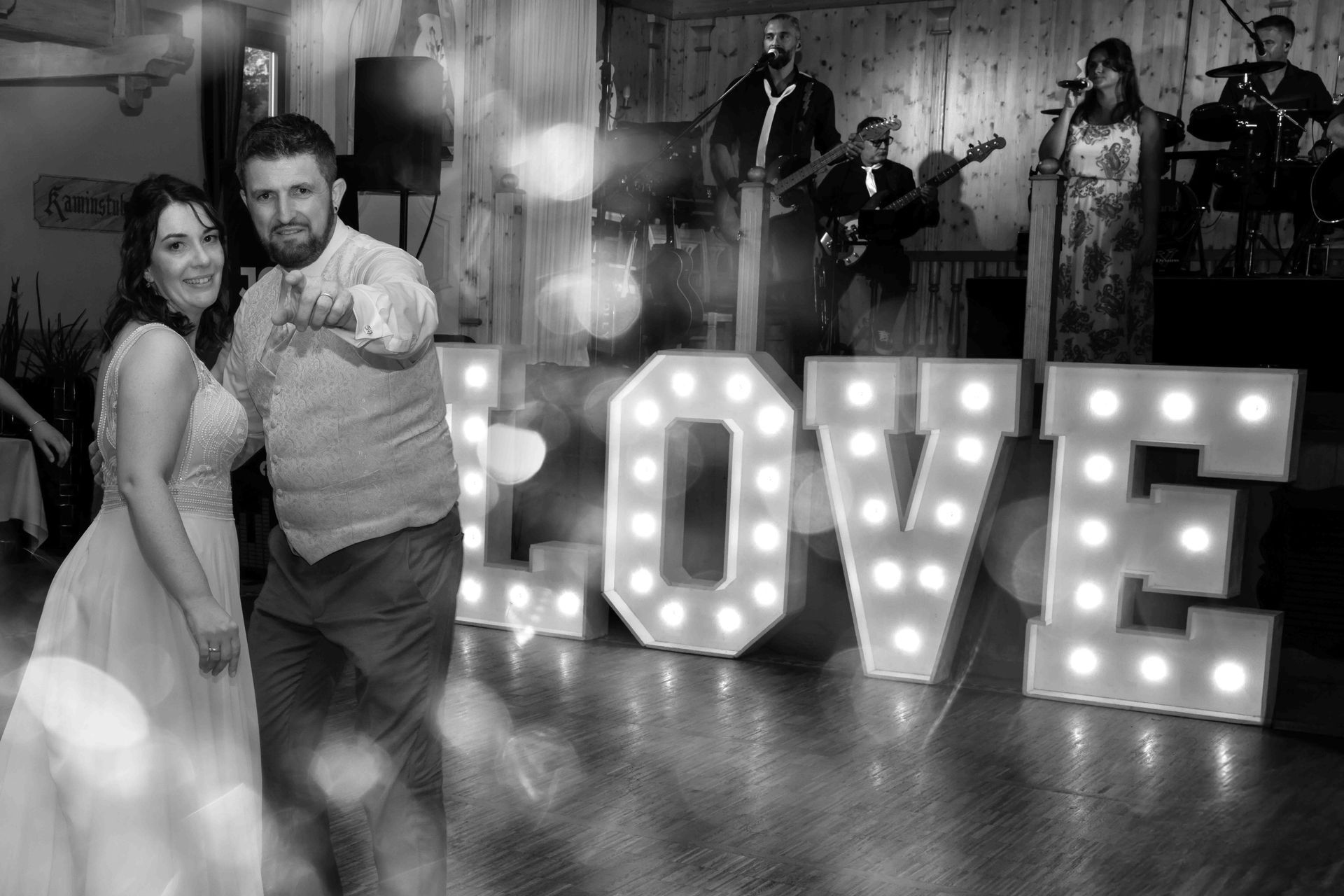 Hochzeitsfotograf - Hochzeitsparty im Schlössle Finningen 