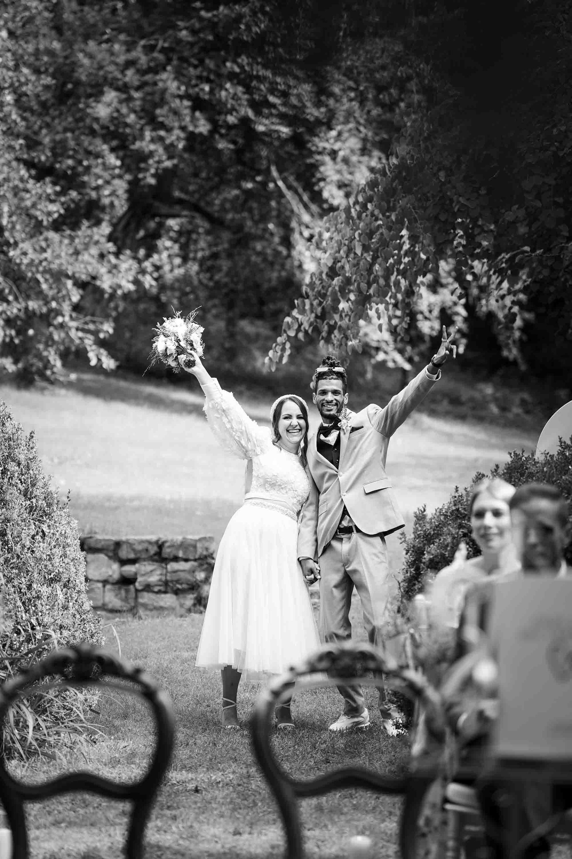 glückliche Brautpaar Hofgut Sickertshofen