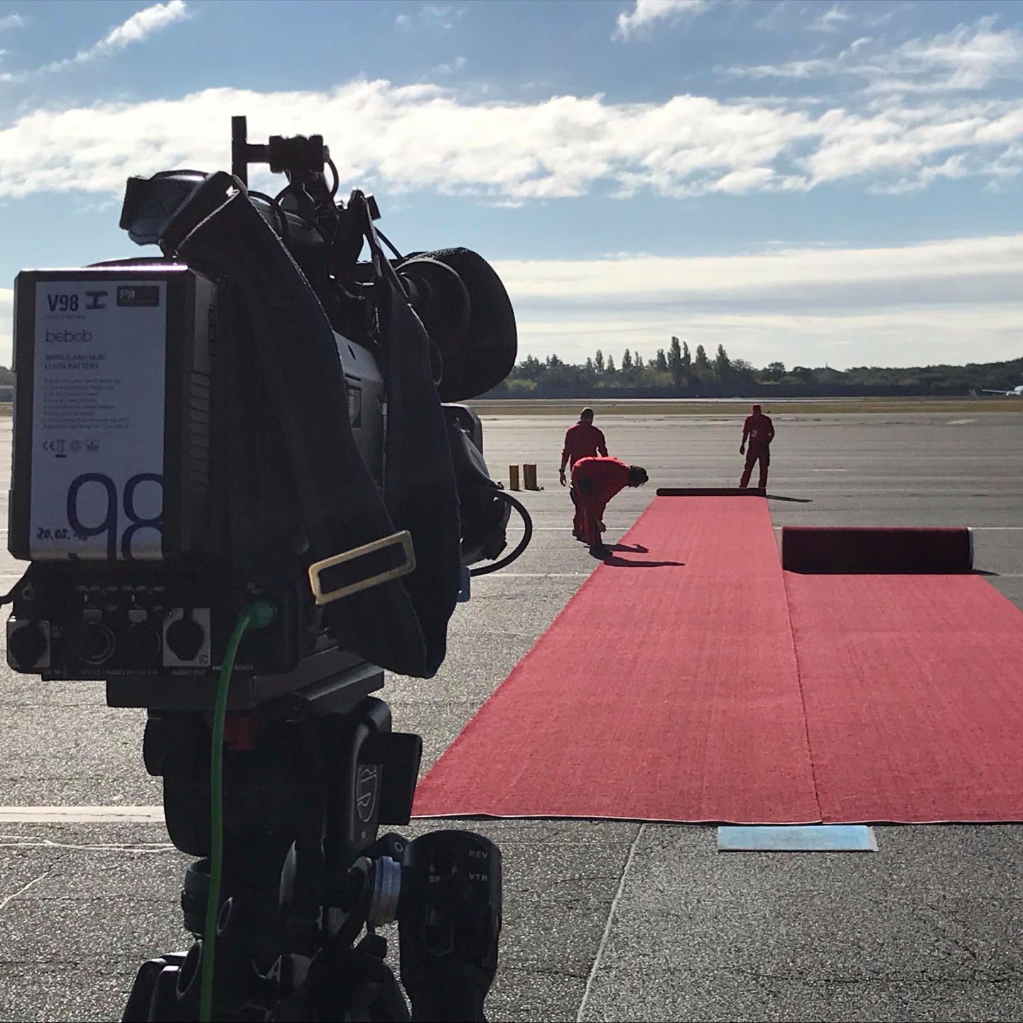 pictures in motion Kamera auf Flugplatz