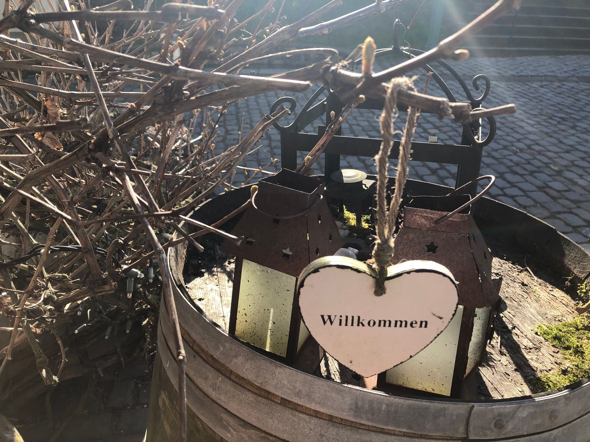 Cafe Bistro Landlust in Blankenheim - Willkommen Deko