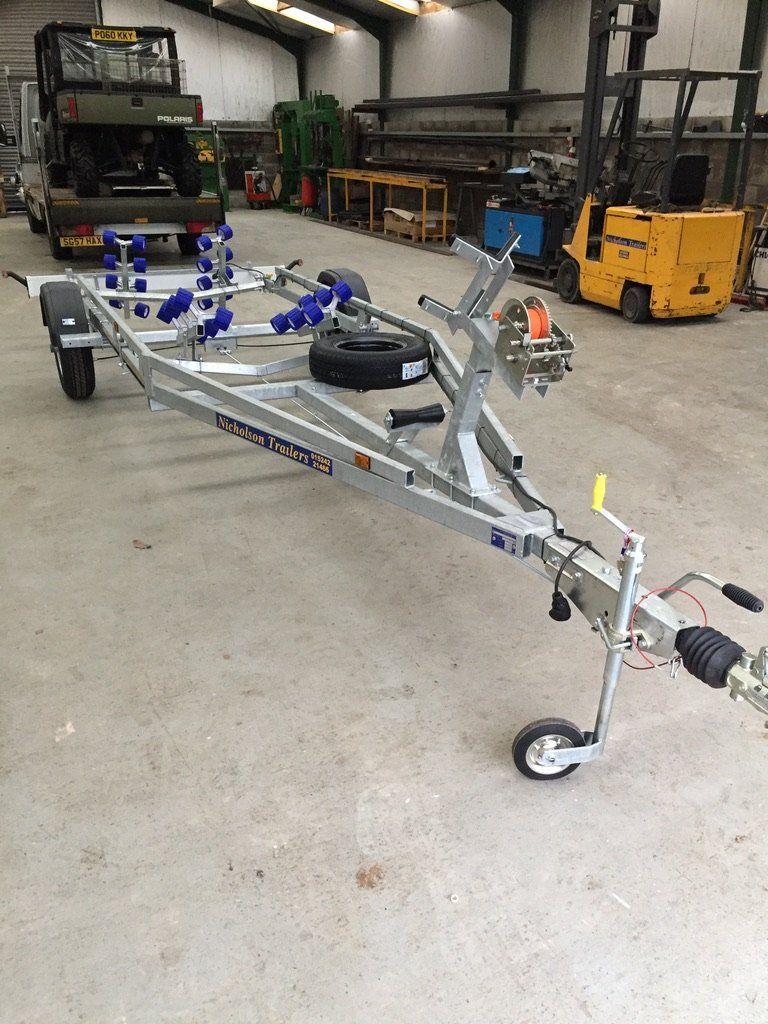NT1800 Roller/Bunk Trailer