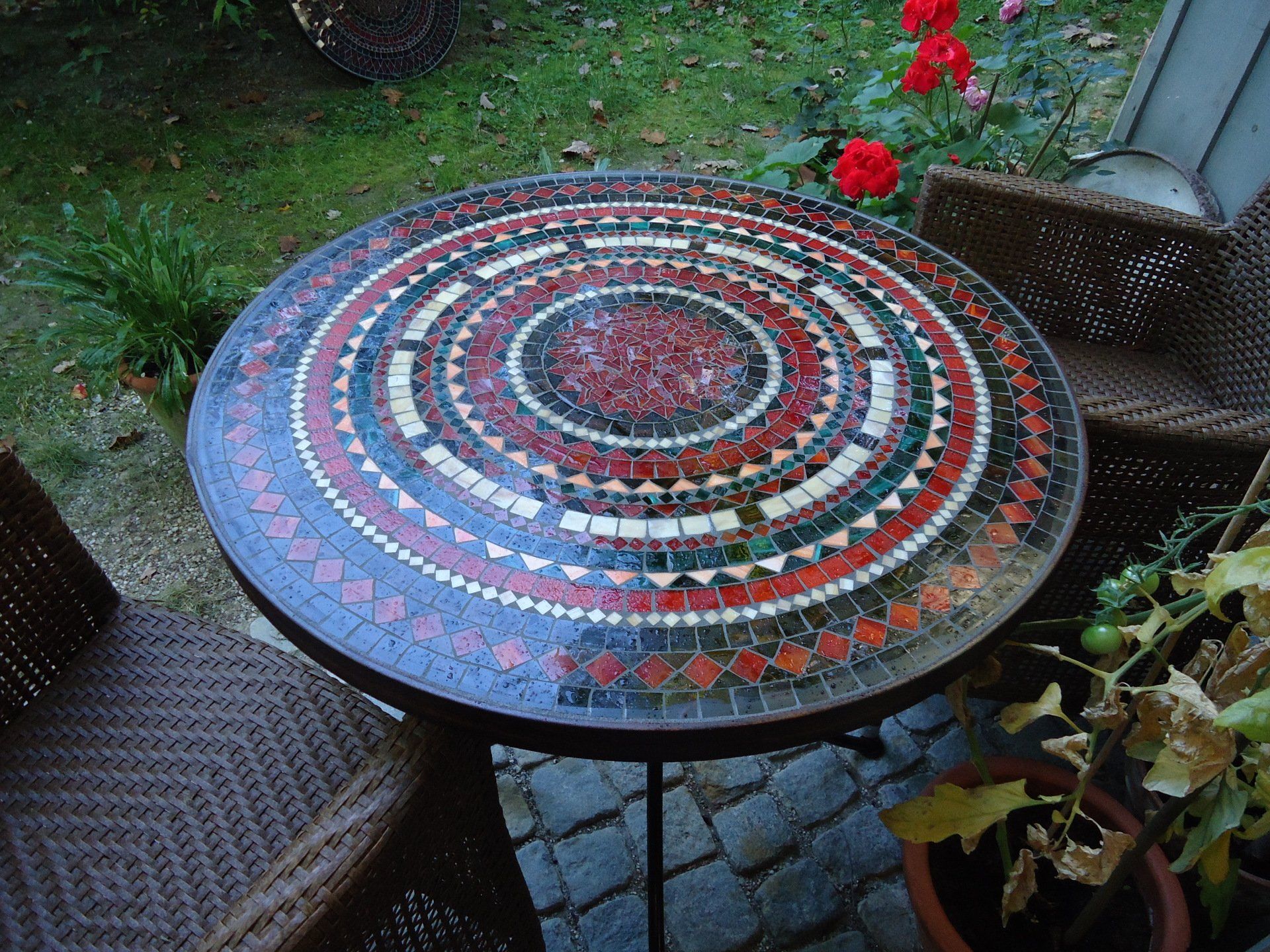 MosaiktischGalerie wetterfest frostsicher winterhart