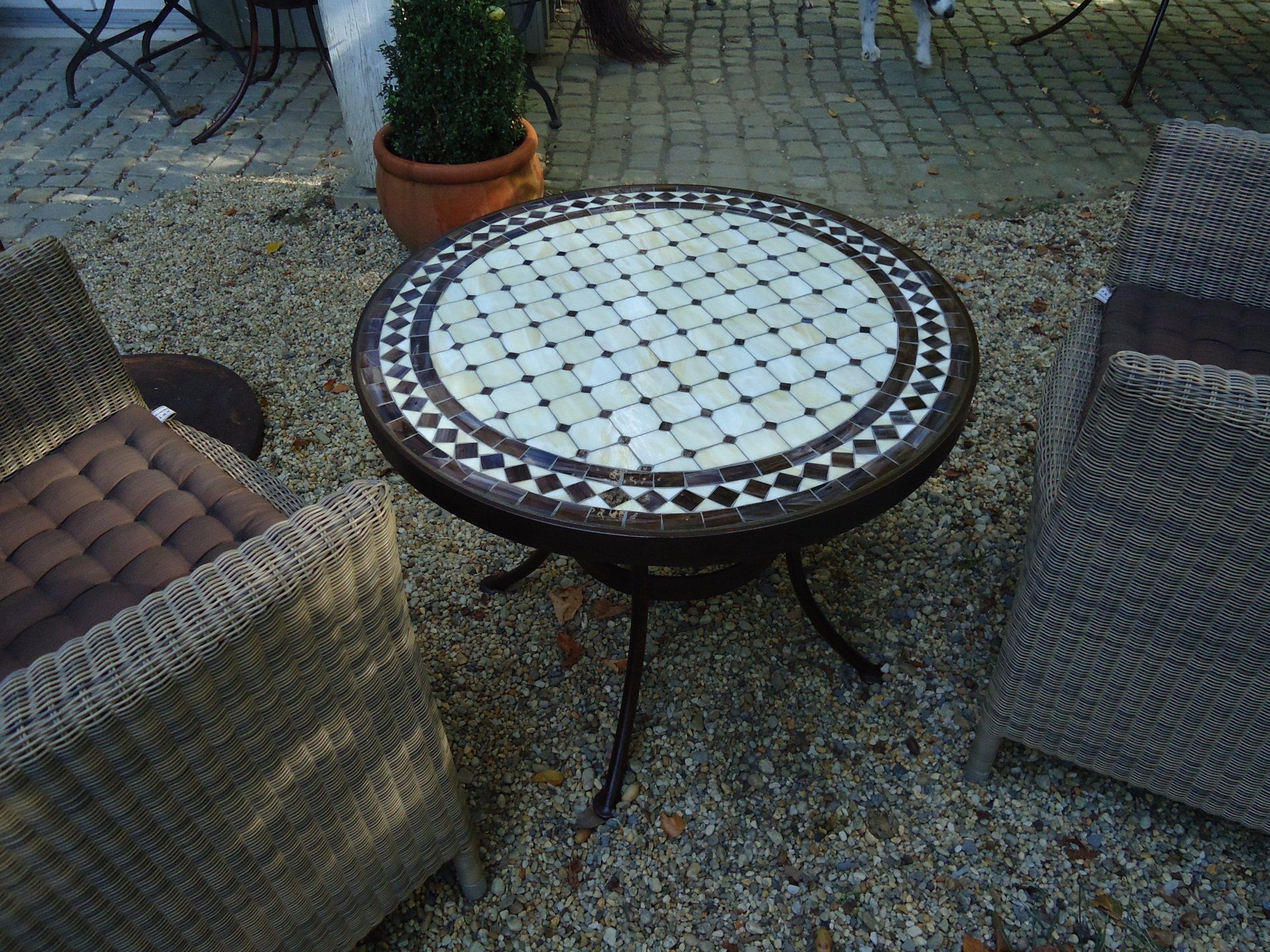 MosaiktischGalerie wetterfest frostsicher winterhart