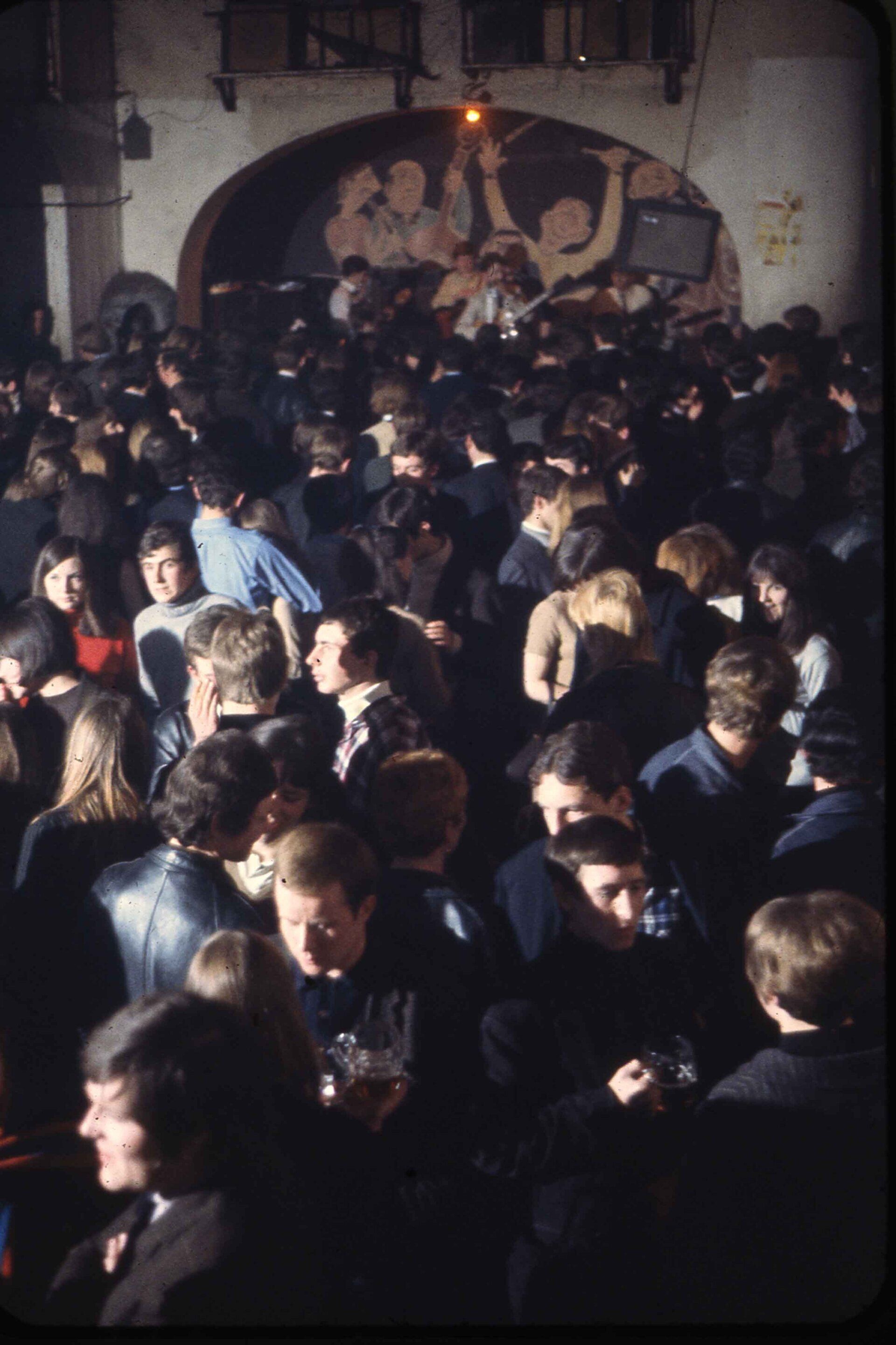 The Story Behind Eel Pie Island's Music Heritage