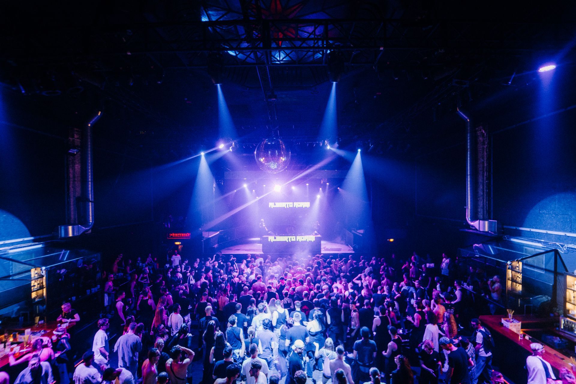 Alberto Adami Rave Docks Hamburg