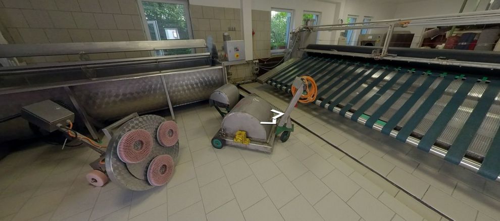 Hier werden die Teppiche von uns gewaschen Teppichwäscherei von Innen