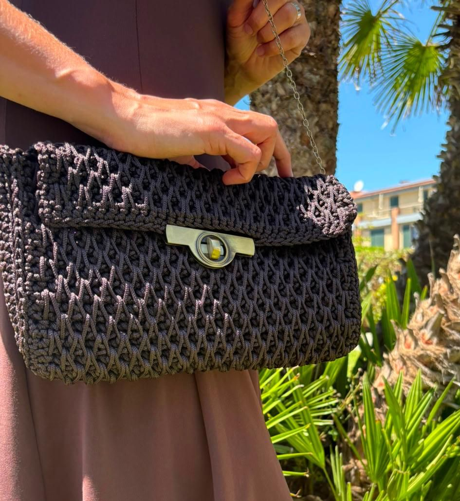elegante Häkeltasche / Clutch