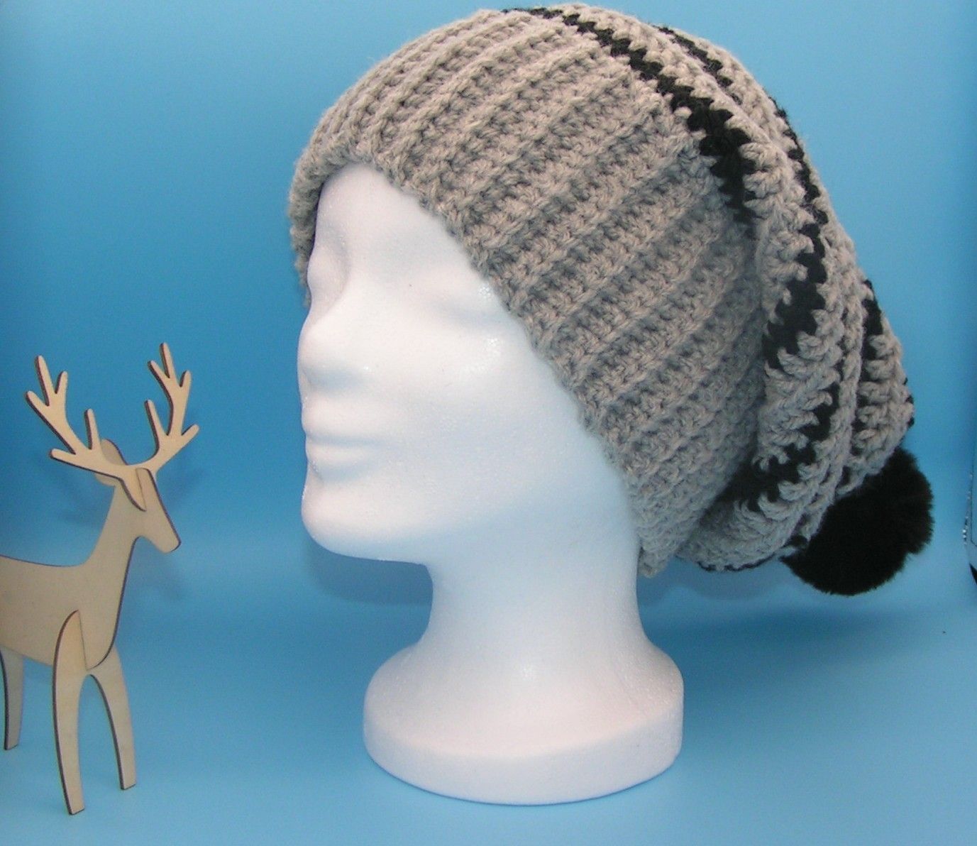 Häkelmütze, grau/schwarz