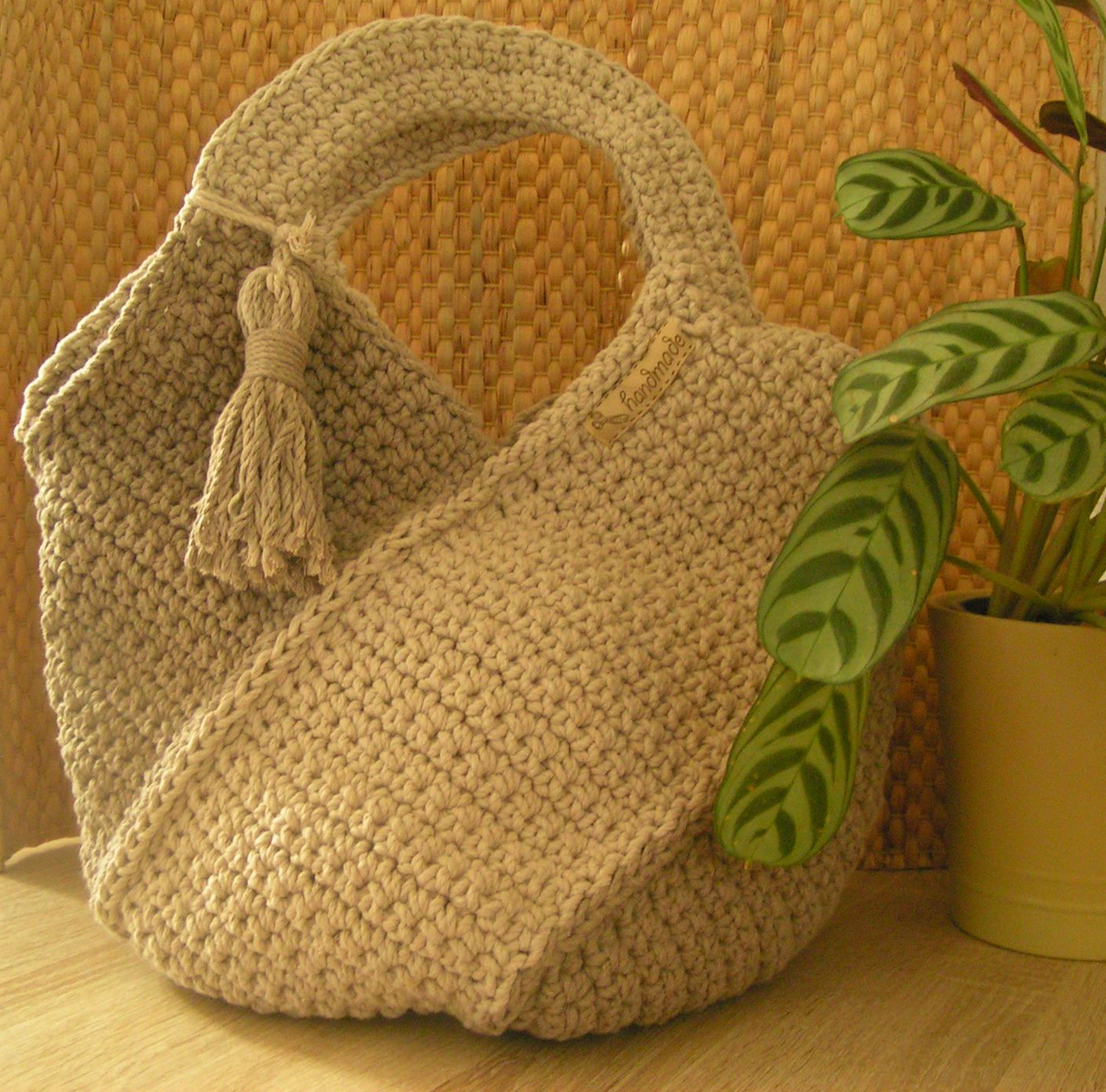 Shopper aus Makrameegarn