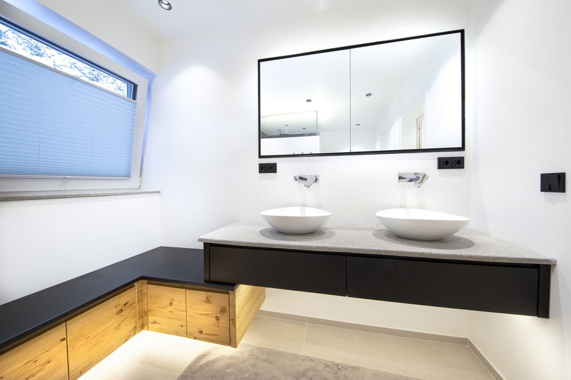 Fotos, Bilder, Badezimmermöbel, Badezimmereinrichtung, Kreativmöbel