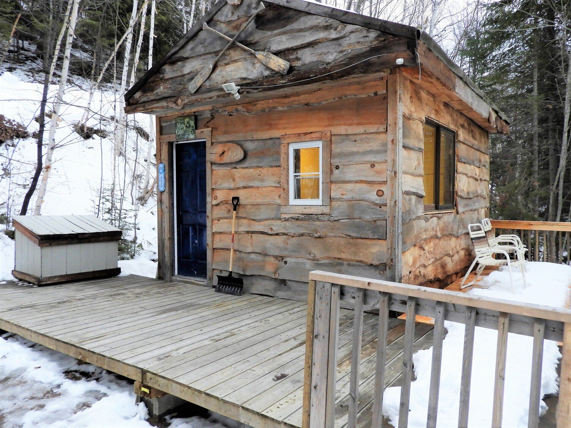 Fox Lake Lodge Outdoor Getaway