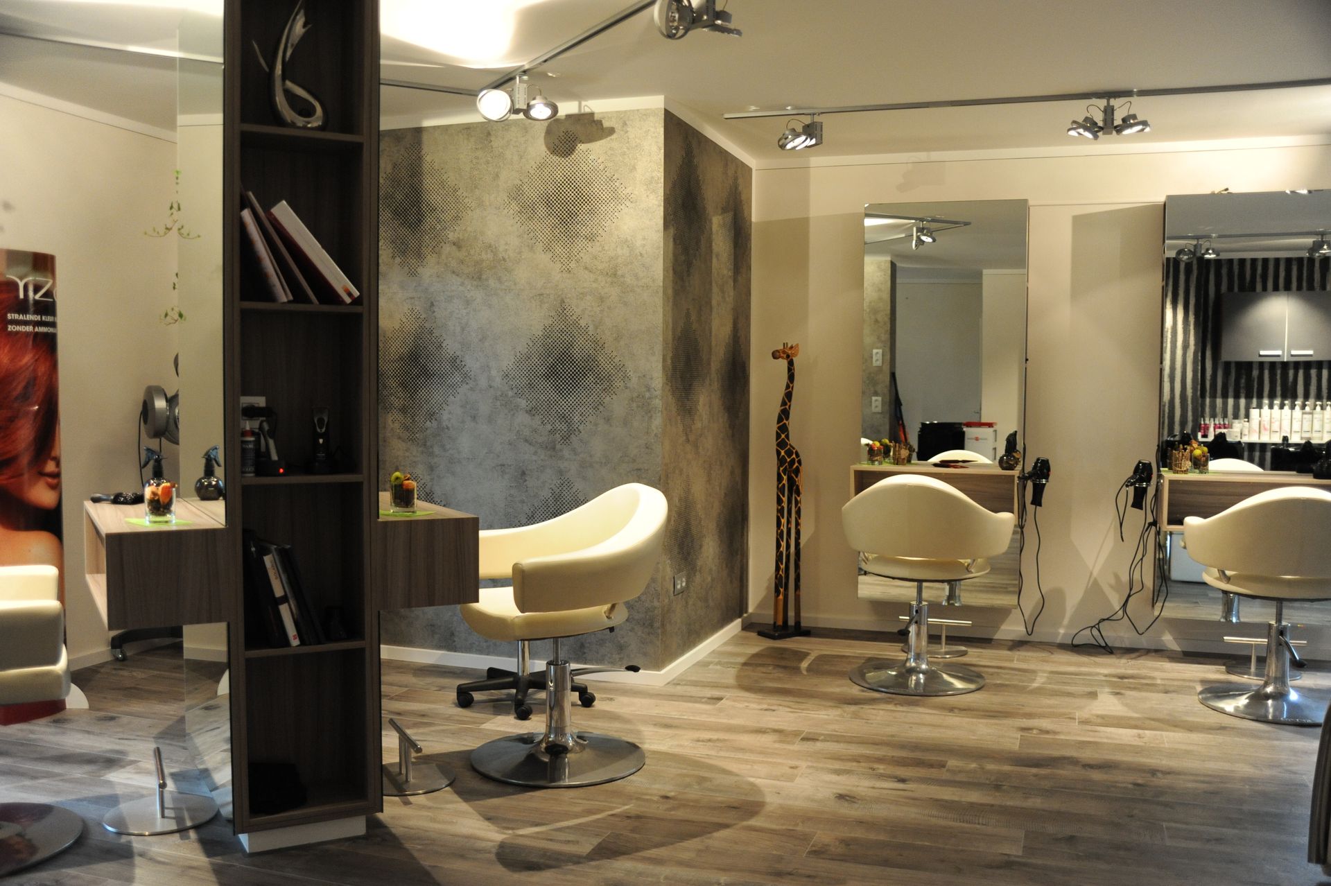 Friseur, Styling Lounge by Sabrina
Frisör in Amel
Müller Sabrina