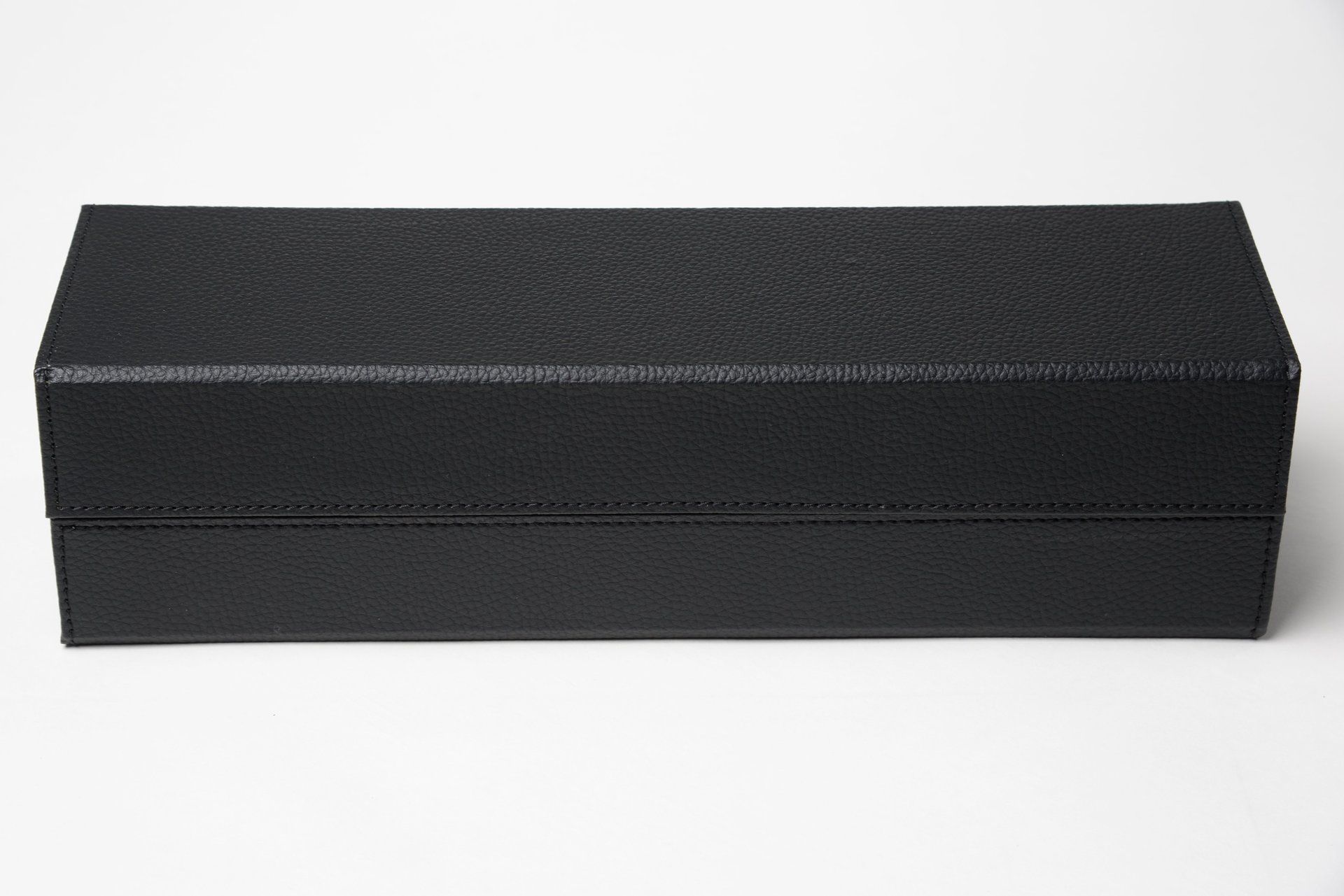 Box mit Deckel rechteckig;Flaschenbox mit Decke;Presentbox;Leder;Lederimitat genarbt;Present box hochwertig schwarz;Handgemacht