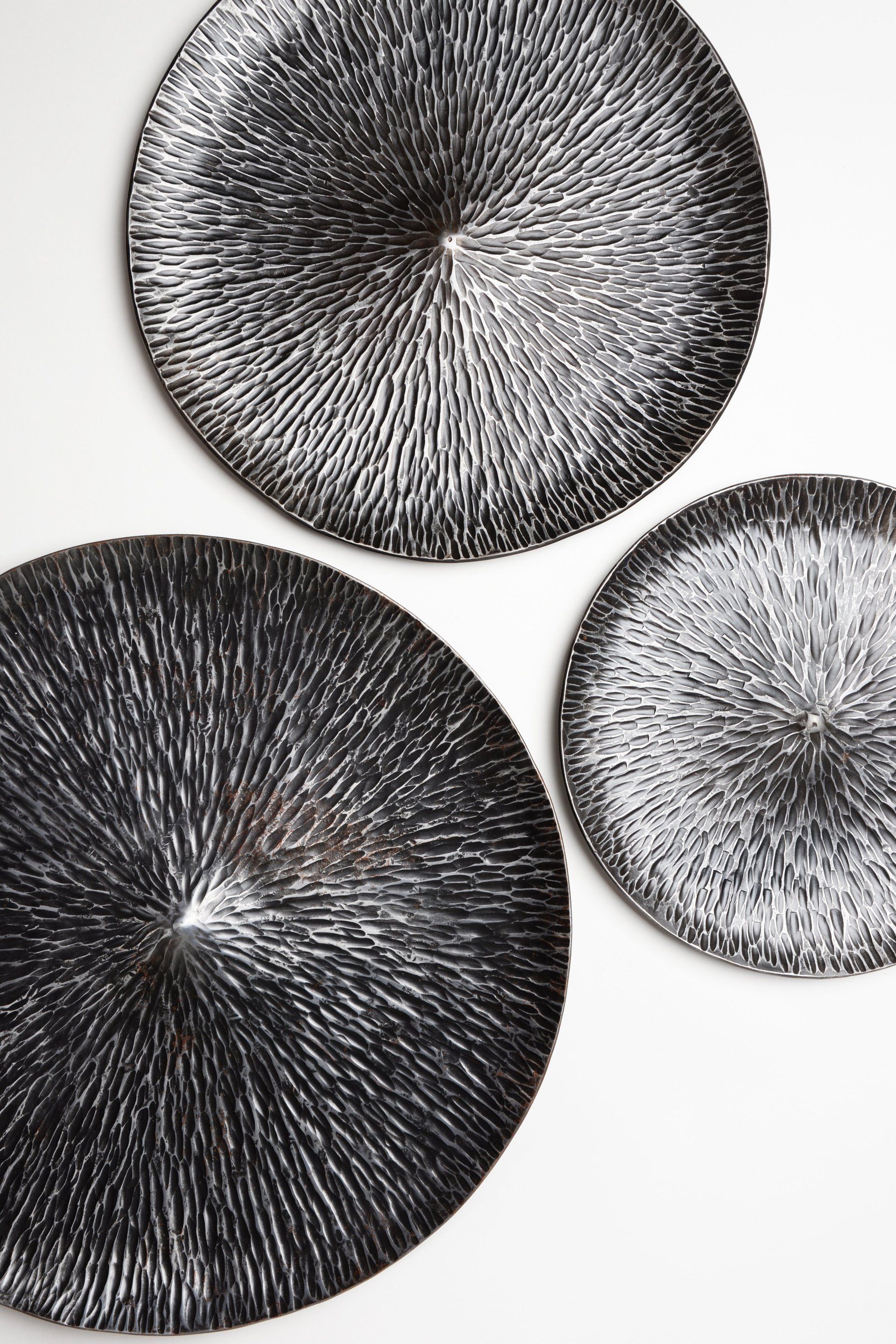 Schale XL;Schale rund;Design Eisenschale massiv;Eisenschale;Dekoschale;Silberschale;Servierplatte;Schale Handgeschmidet;3er Set