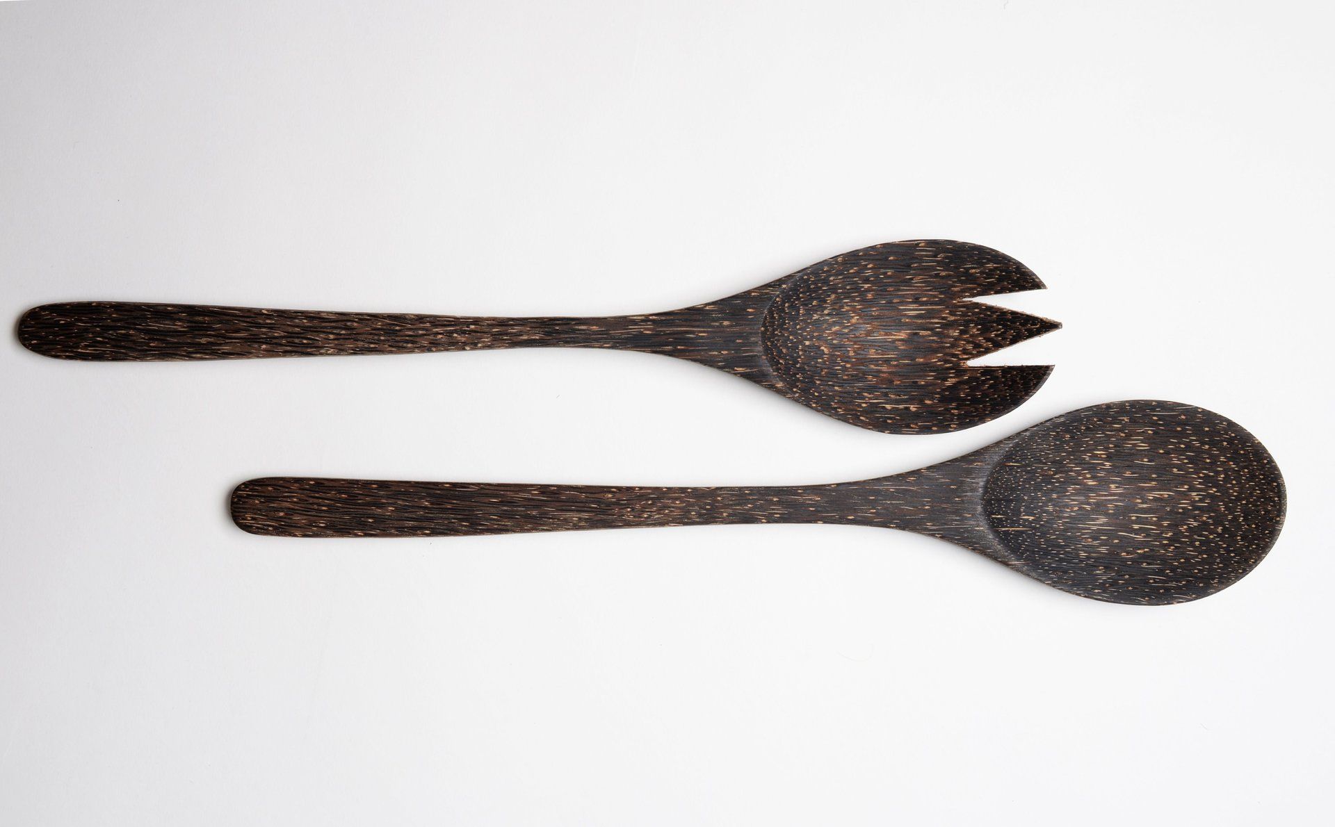 Salatbesteck 2er Set aus Kokosnussholz braun und handgemacht