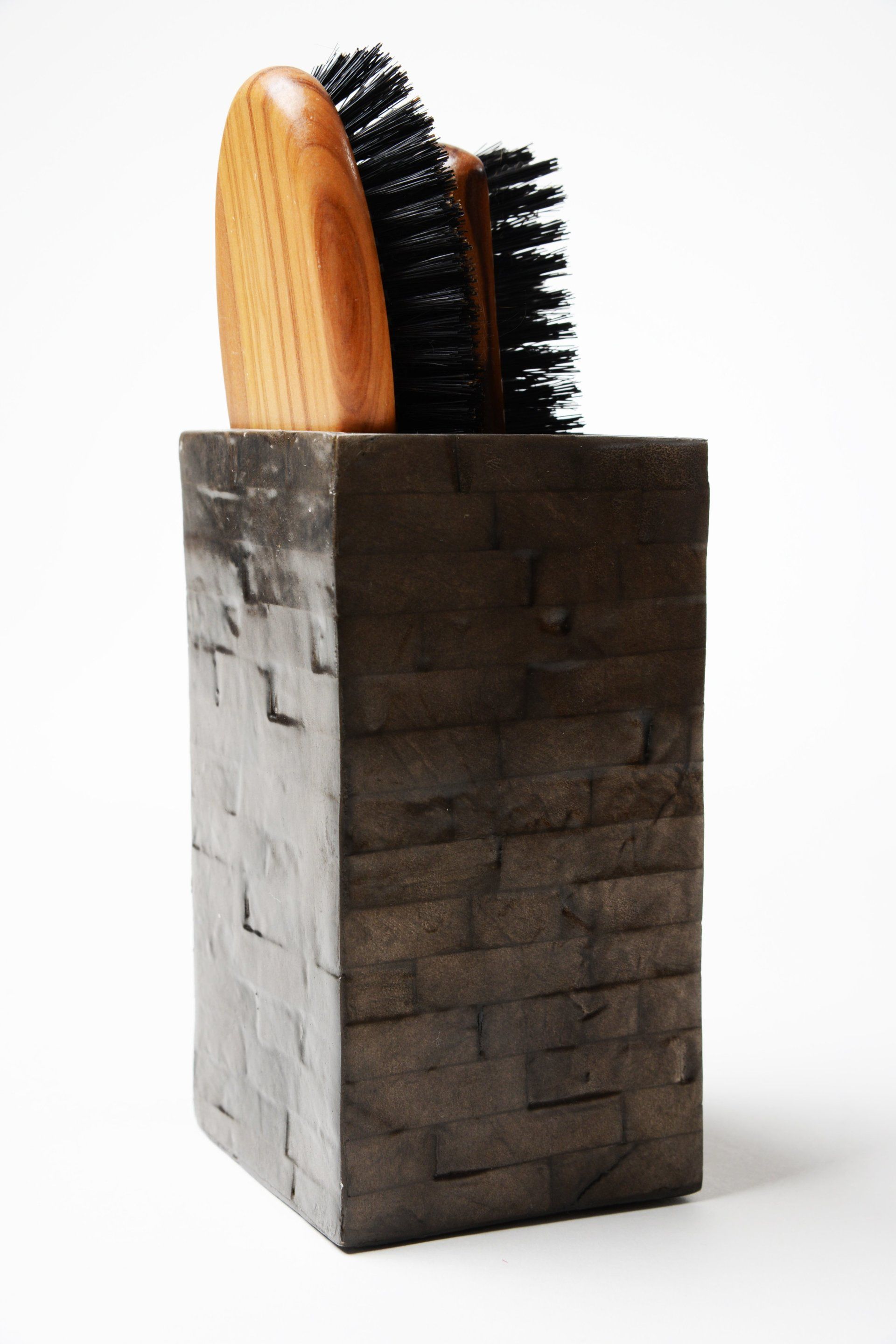 Badzubehör;Badaccessoires;Haarbürste Halter;Haarbürste Halter aus Perlmutt grau;Handarbeit