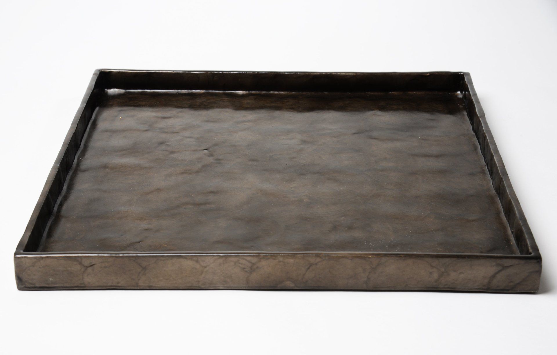 Tablett;Tablett aus Perlmutt;Tablett quadratisch;Tablett design;Tablett modern;Present hochwertig;Hochzeitpresent;Table;Servierplatte;Wohnaccessoires;Farbe grau;Handgemacht