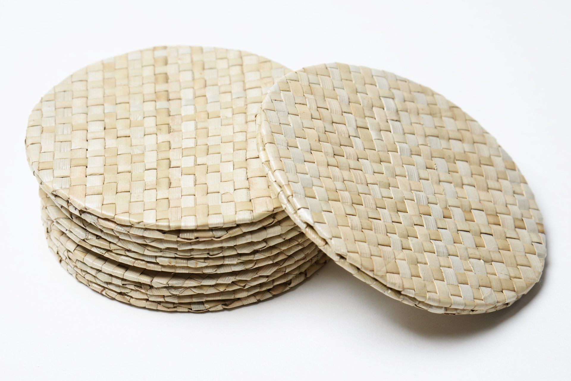 Glasuntersatz rund;Glasuntersatz aus Padanus Grass;Natur;Farbe creme;Natur Produkt;Handarbeit