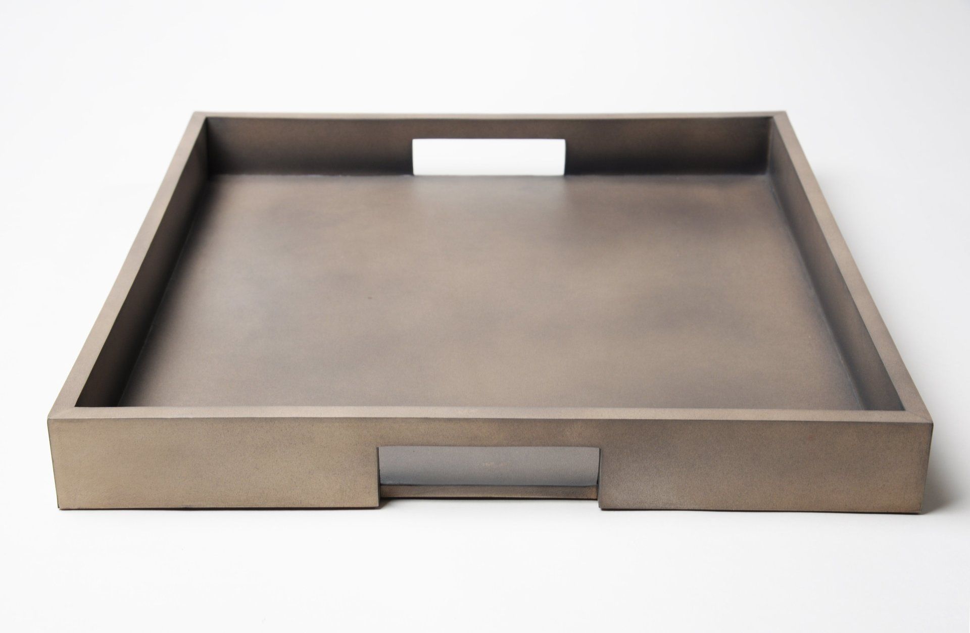 Tablett quadratisch;Tablett aus Lederpergament und Holz;Farbe grau;Farbe vintage grau;Hochwertiges Present;Handgemacht