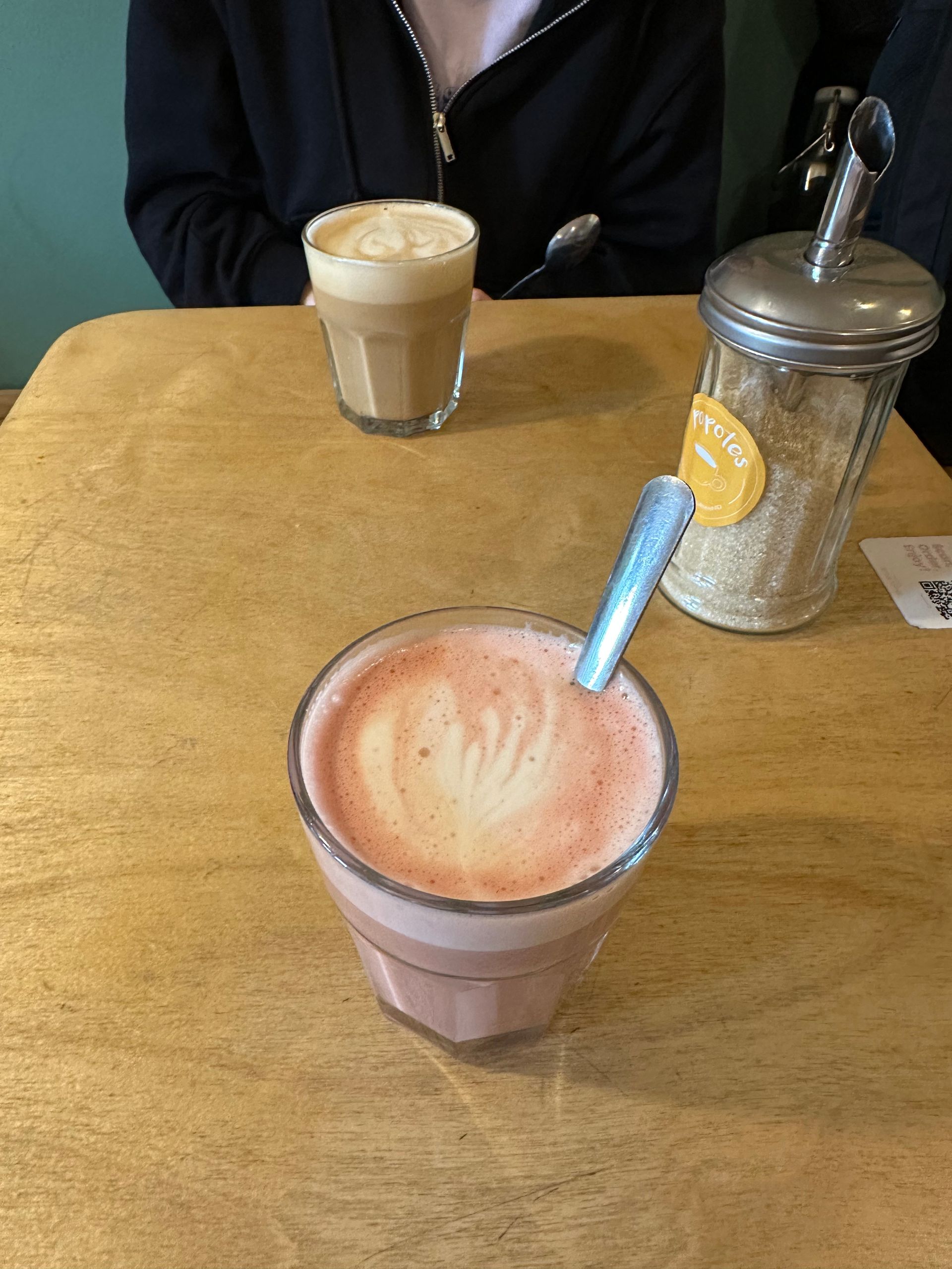 Kaffee im Café Popotes in Ixelles