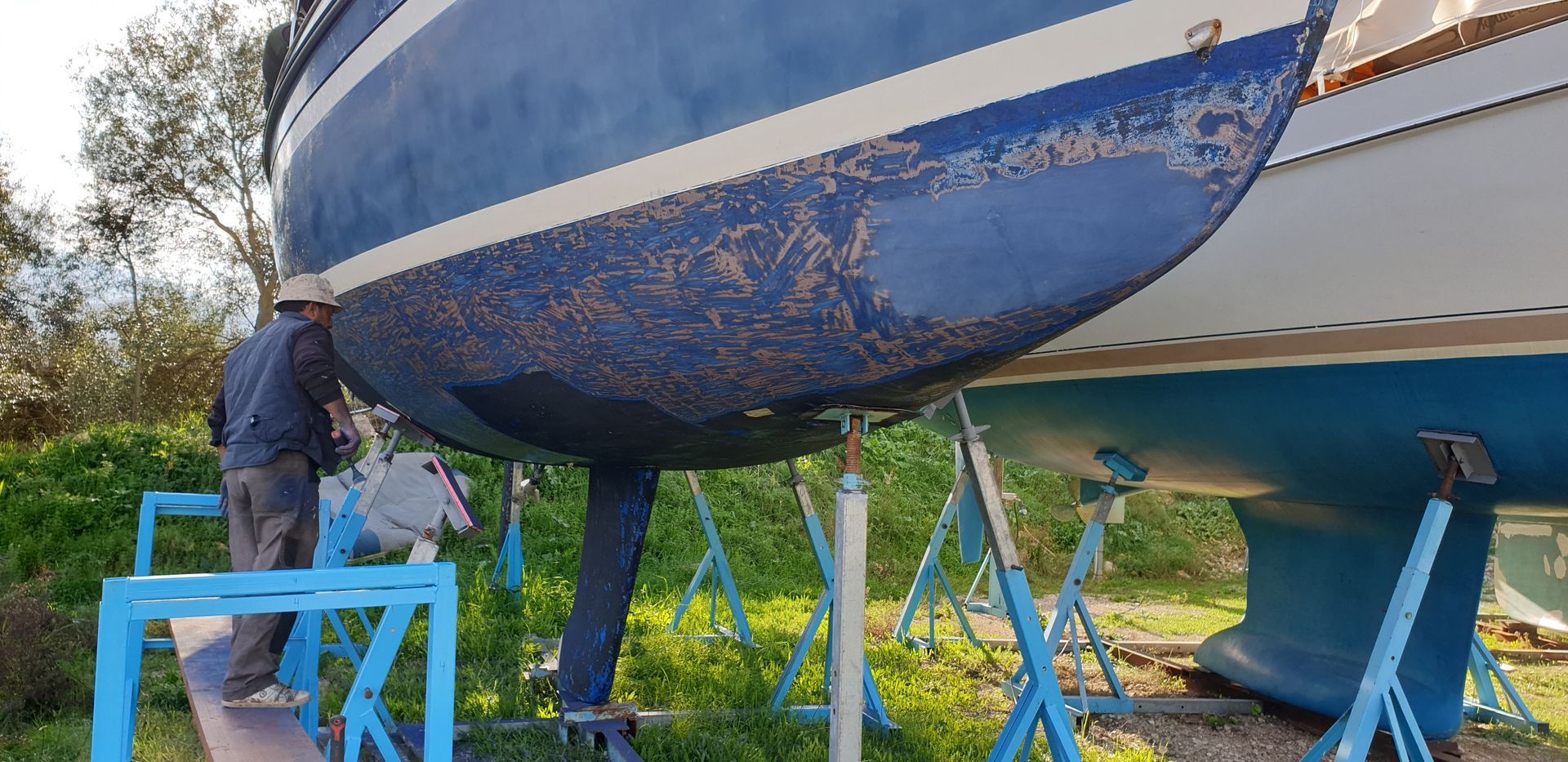 Unterwasserschiff anschleifen