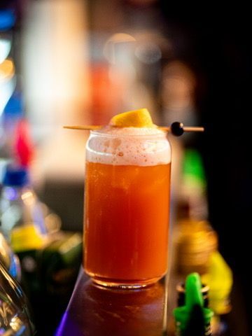 Cocktail mit Schaumkrone