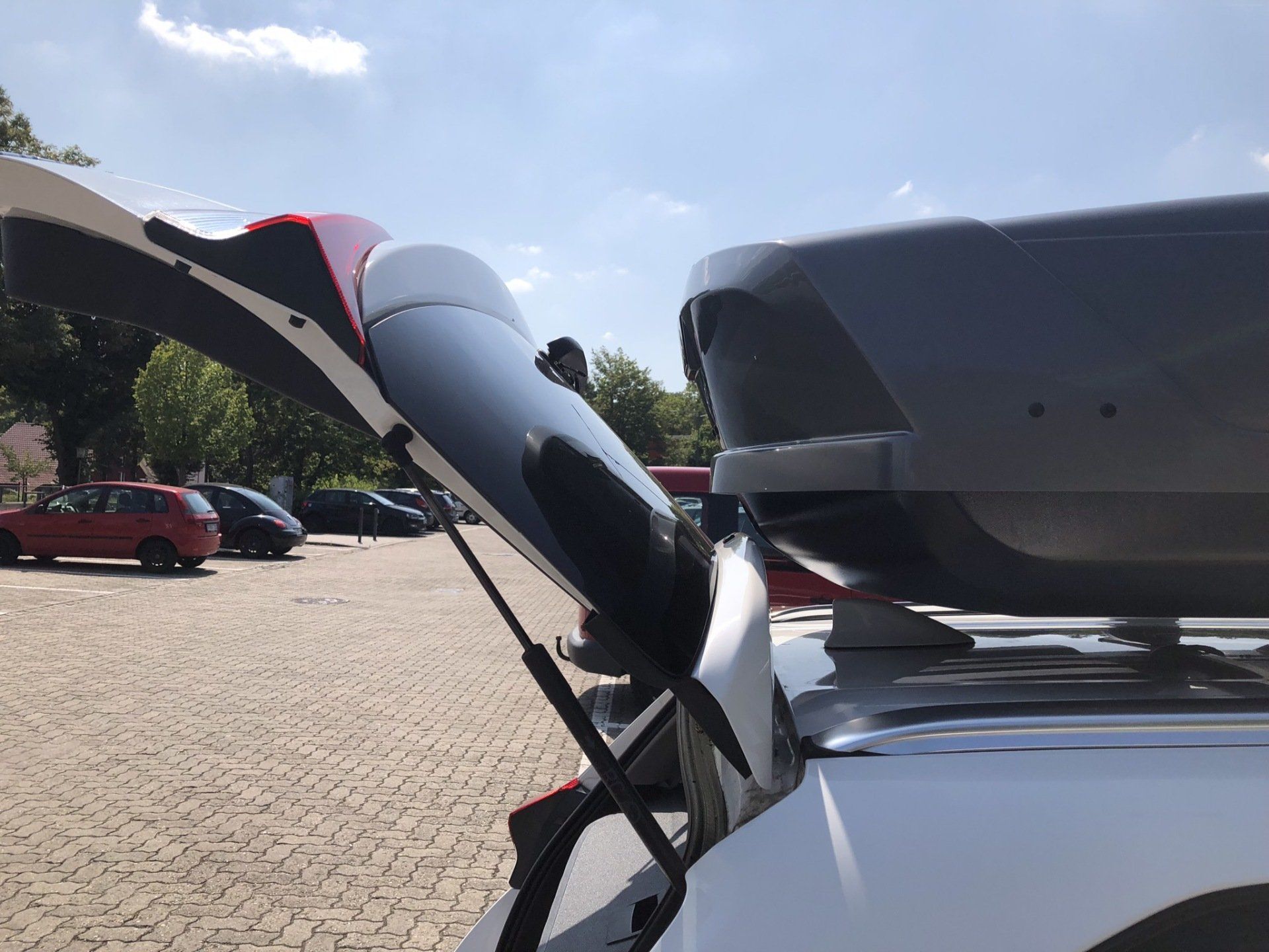 Die Thule Motion XT XXL Dachbox lässt keine Wünsche offen...