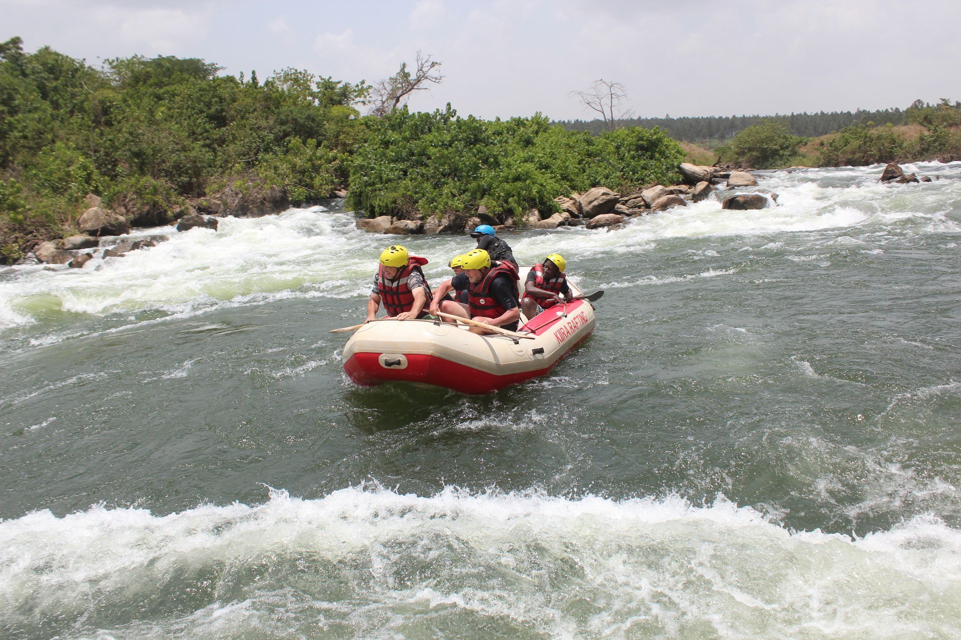 Rafting auf dem Nil - einer der touristischen Attraktionen in Jinja, Uganda.