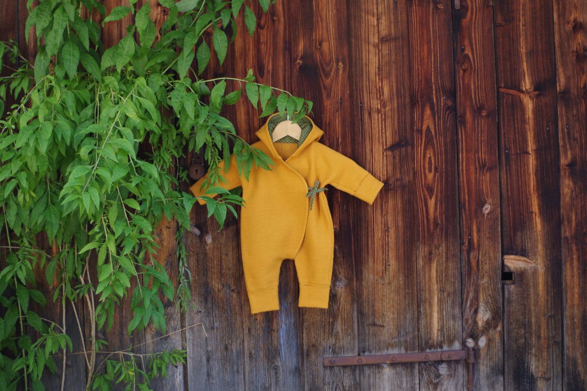 Wollanzug Wolloverall für Babys Farbe gelb