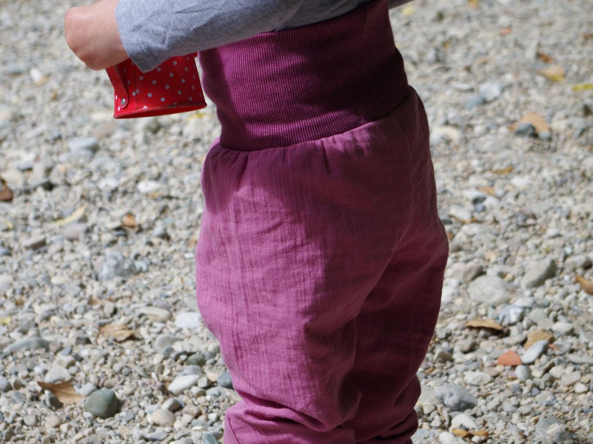 Hose aus Musselin Sommerhose für Kinder Farbe rosa
