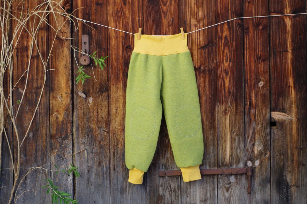 Hose aus Wolle für Kinder Farbe grün