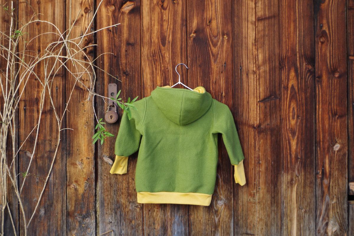 Pullover aus Wolle für Kinder Farbe grün Rückseite