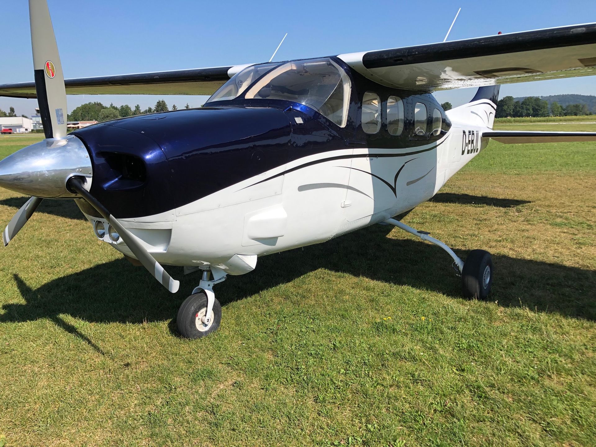 Flugzeug umregistrieren