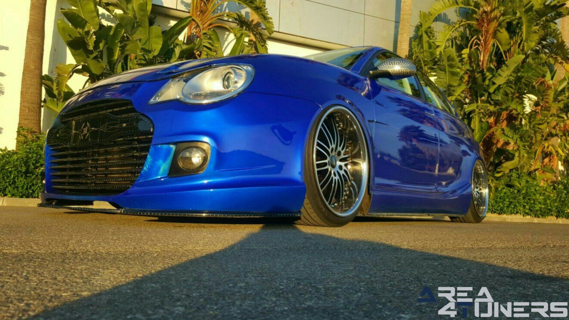 REPORTAJE COCHE TUNING AREA4TUNERS Seat Cordoba Magic Hazard