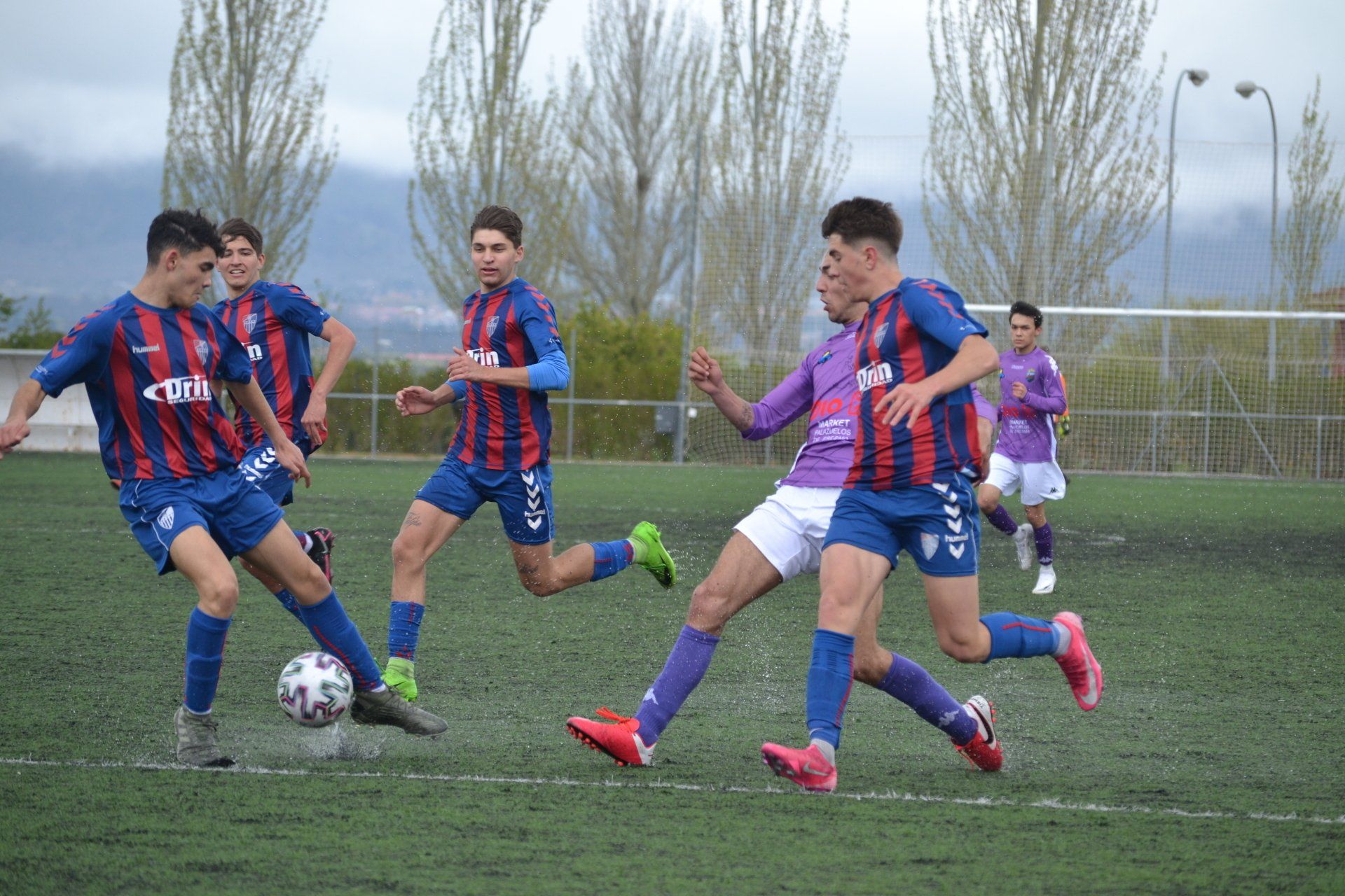 Jugadas del partido Juvenil Regional entre Gimnástica Segoviana y Club Deportivo Monteresma la Atalaya disputado el domingo 11 de abril de 2021 a las 12:00h