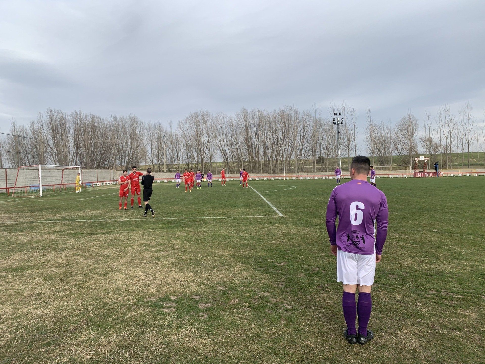 Saque de falta de Damian en Turégano contra Monteresma