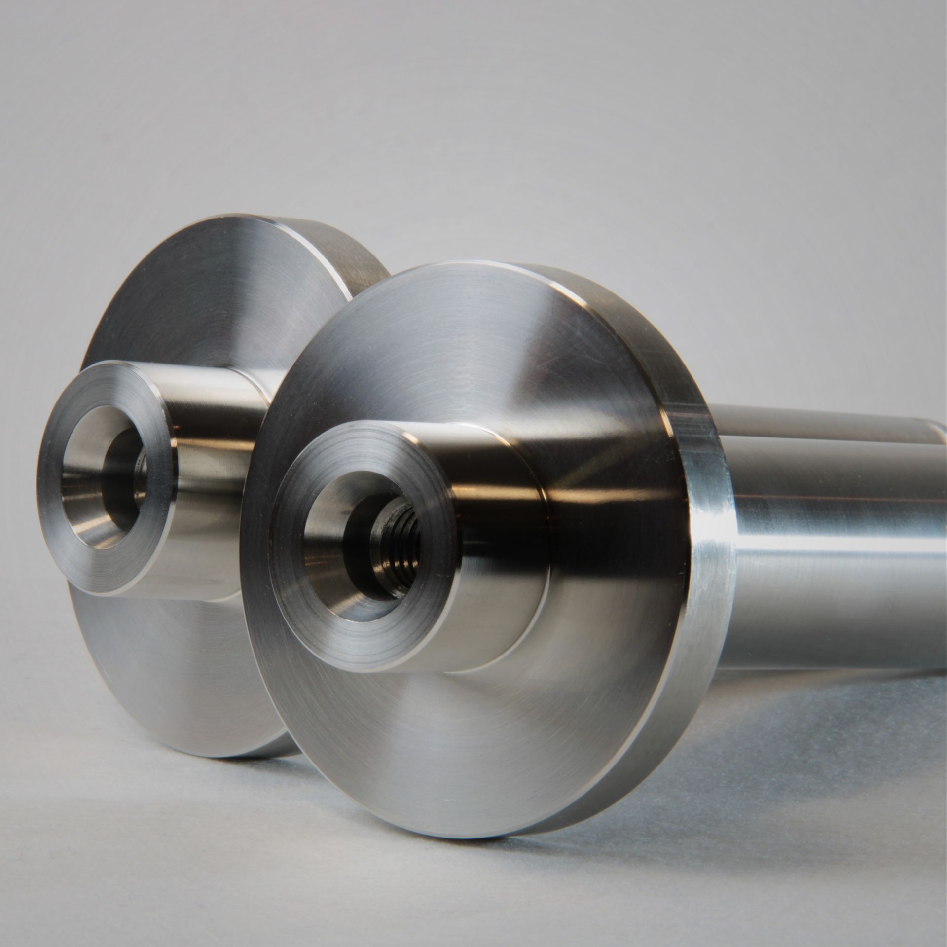 Fein gedrehte Edelstahlbauteile  hohe Maßgenauigkeit für anspruchsvolle Anwendungen
