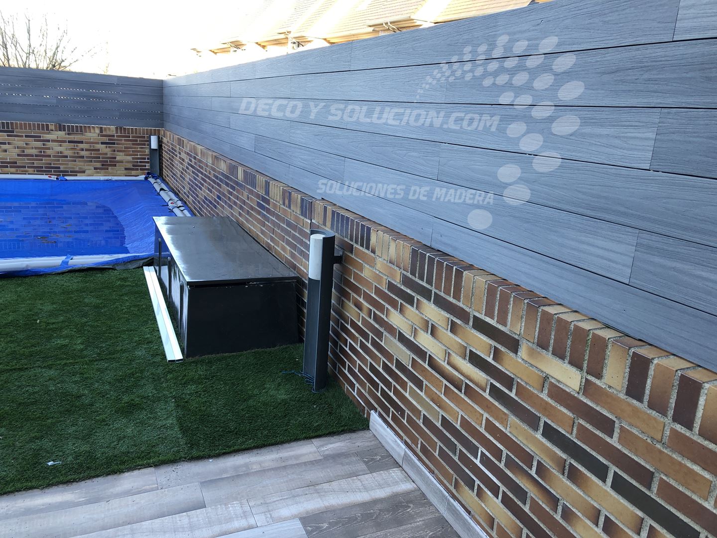 Vallas y Revestimiento madera sintetica