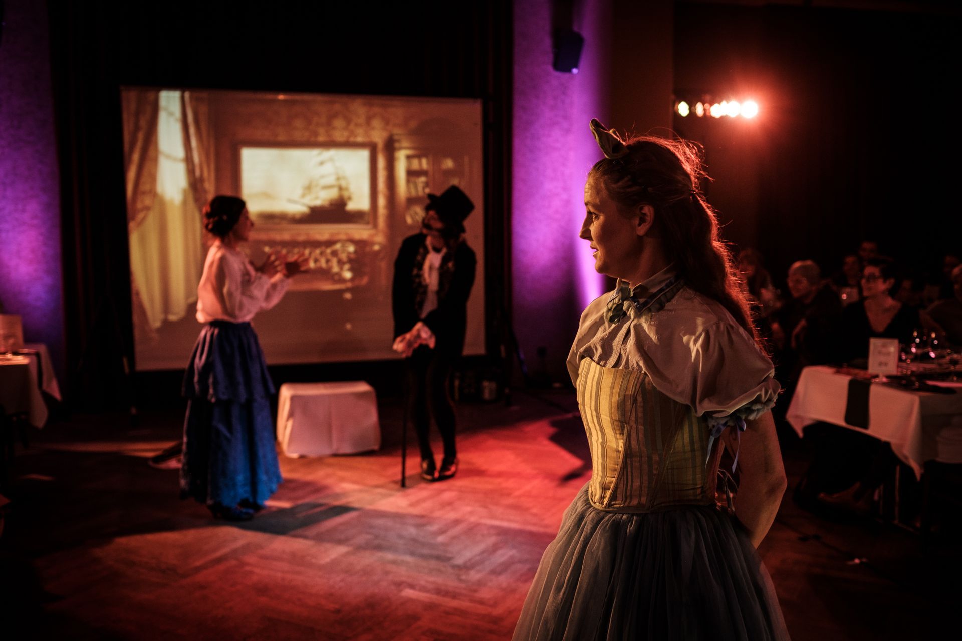 Rock on lieber Herrgott - Gartenzwerg und Totenschädel
Eine Produktion von Lola-events.de, Leipzig