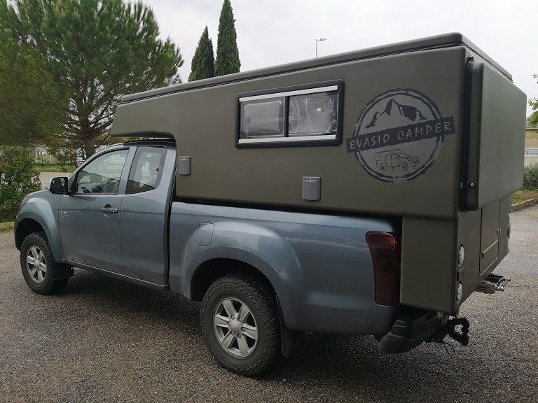 4x4 Pick-up Avec Cellule Camping Car Occasion www.evasio-camper.com