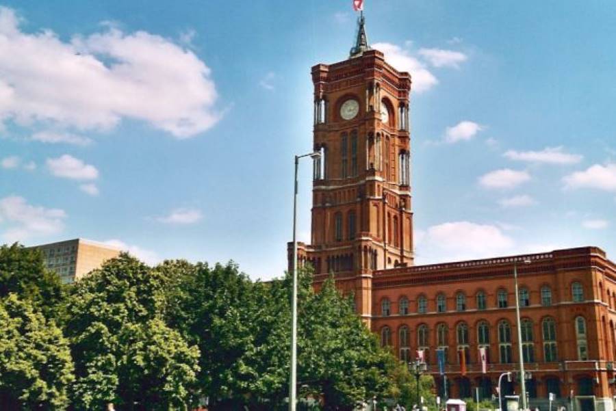 Das Rote Rathaus in Berlin