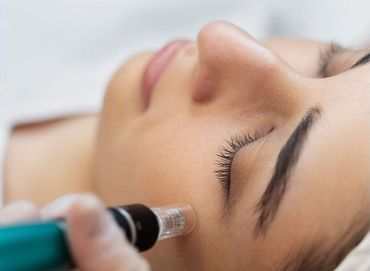 HydraFacial Treatment – langfristige Hautgesundheit und sofortiger Glow-Effekt by Sveya