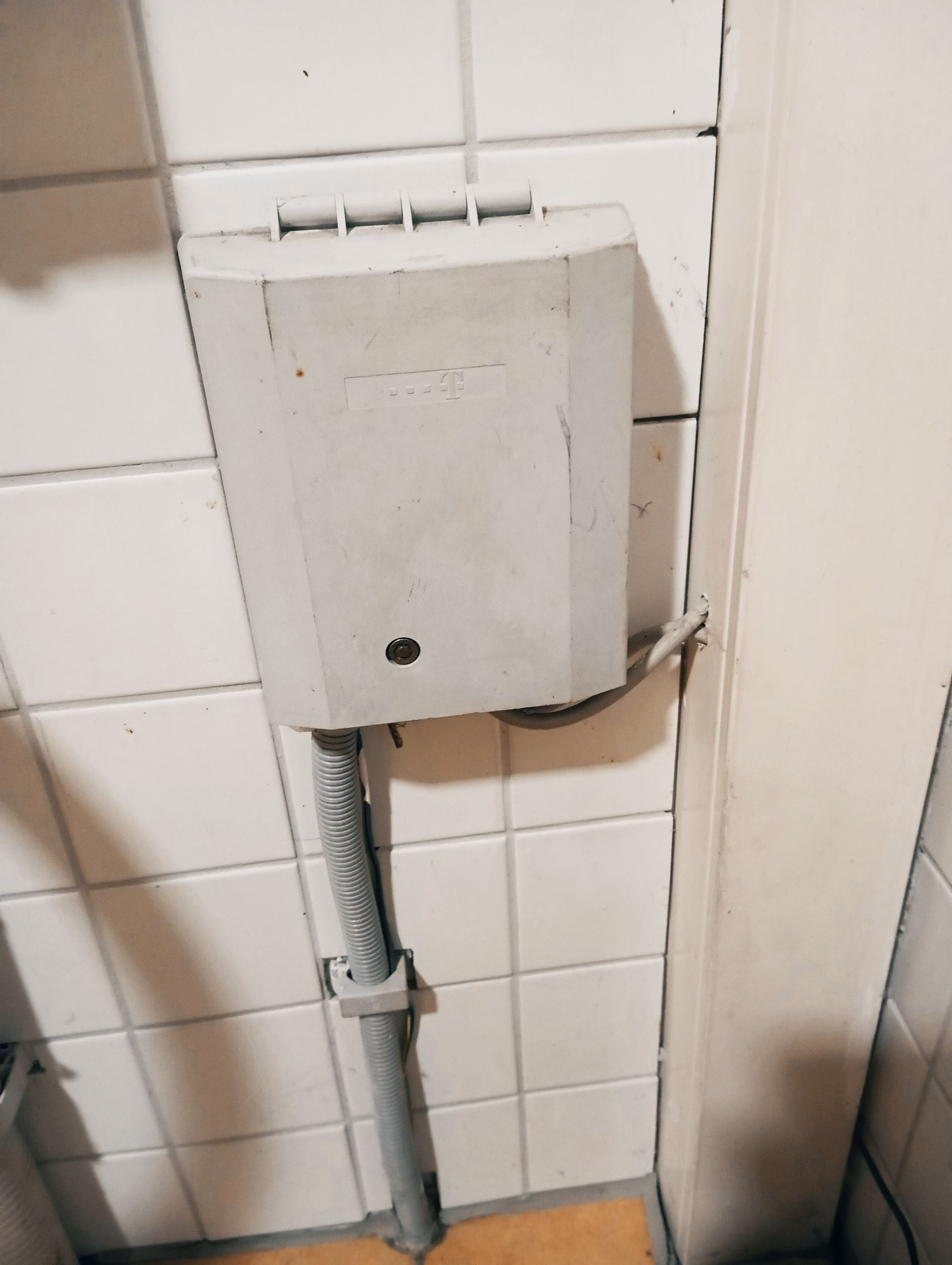 Die Firma cns-solutions aus 19217 Holdorf ist tätig im Bereich Netzwerktechnik, Sicherheitstechnik und Elektroinstallation und behebt Störungen bei Internetproblemen