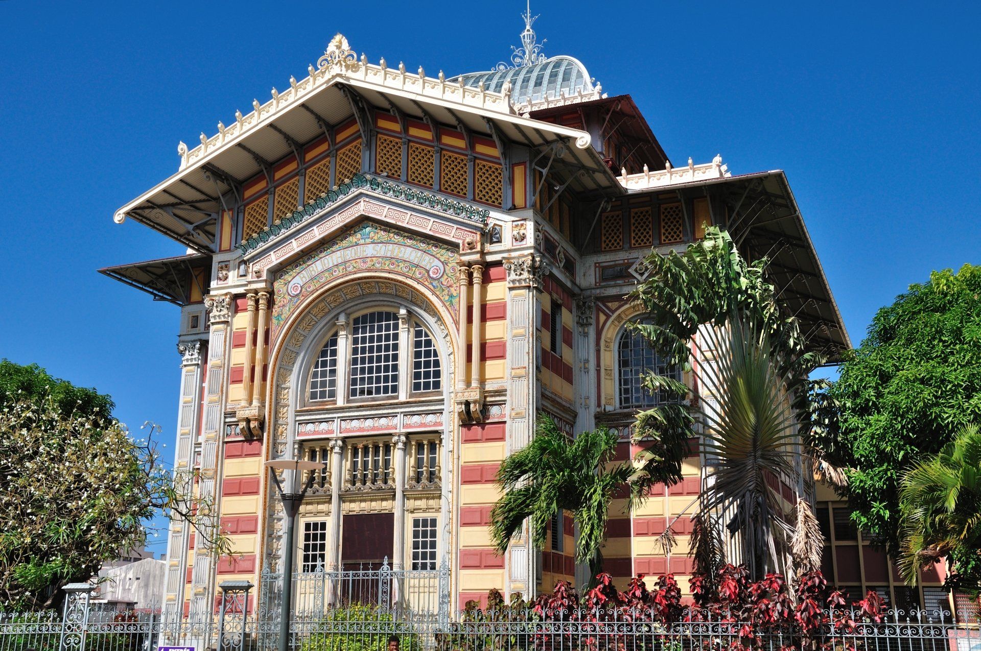Bibliotheque Schoelcher in Fort de France