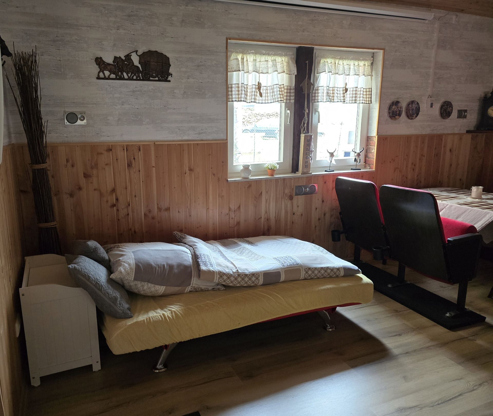 Ilka's Lodge Schlafcouch