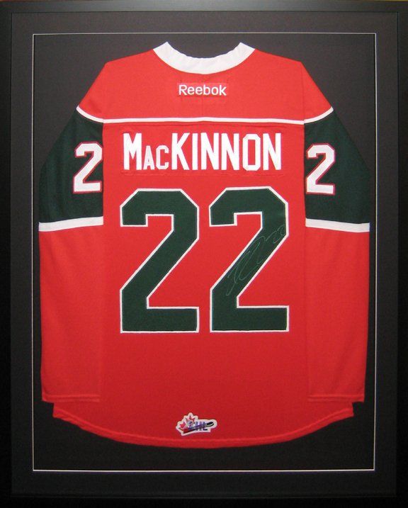 nathan mackinnon autographed jersey