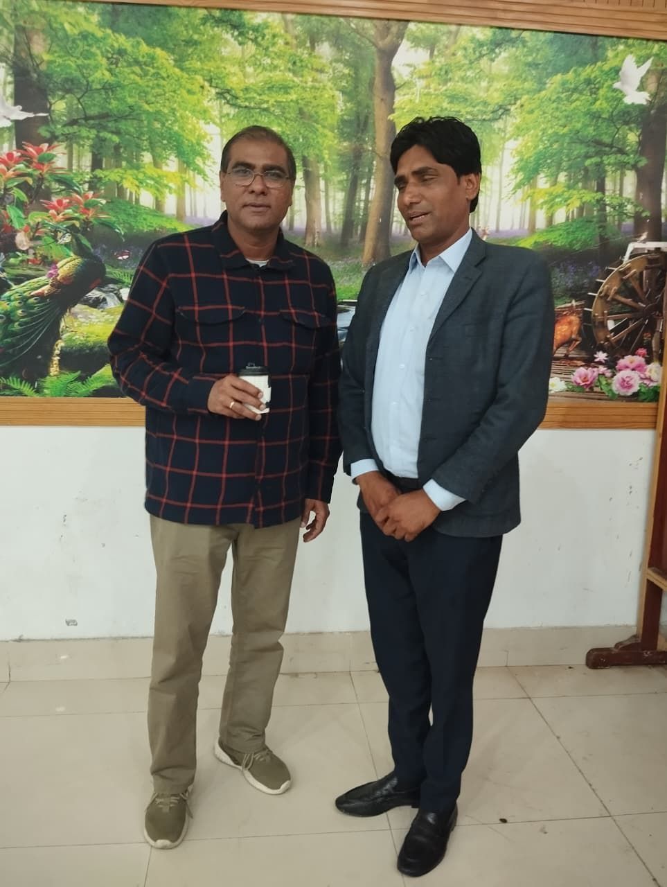 Javed und Pastor Qaiser Masih