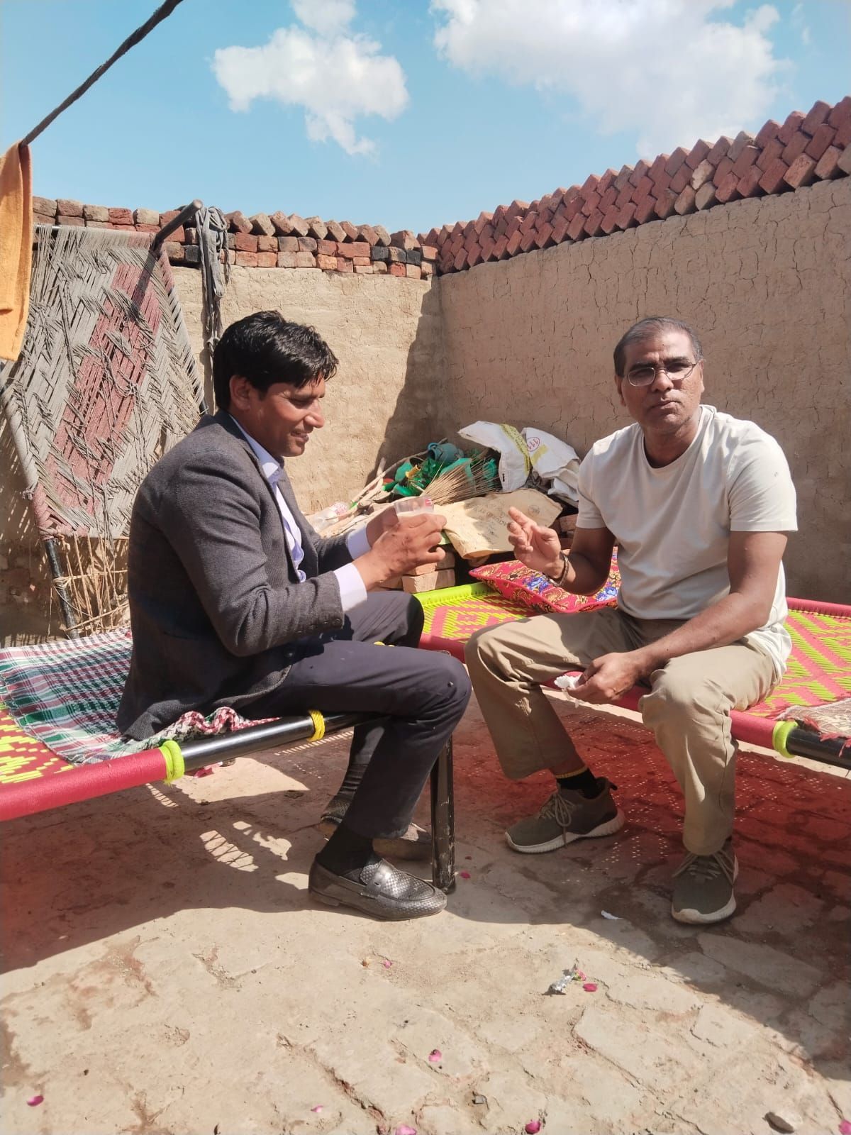 Javed und Pastor Qaiser Masih